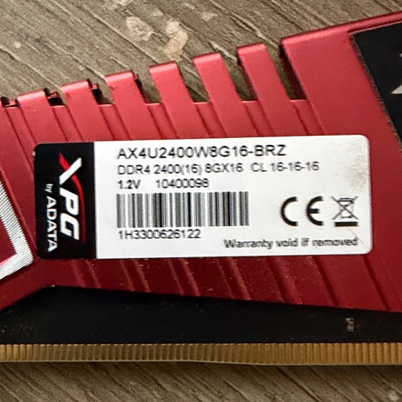 Ada XPG Red RAM Module - Picture 2 of 3